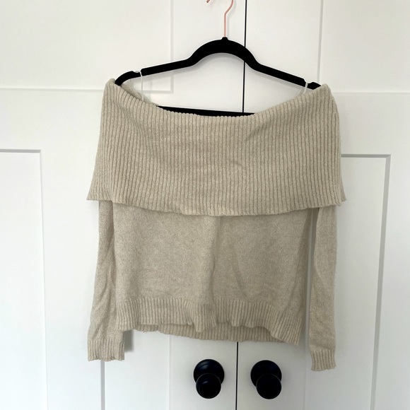 Oatmeal aerie off the shoulder sweater - Picture 1 of 3
